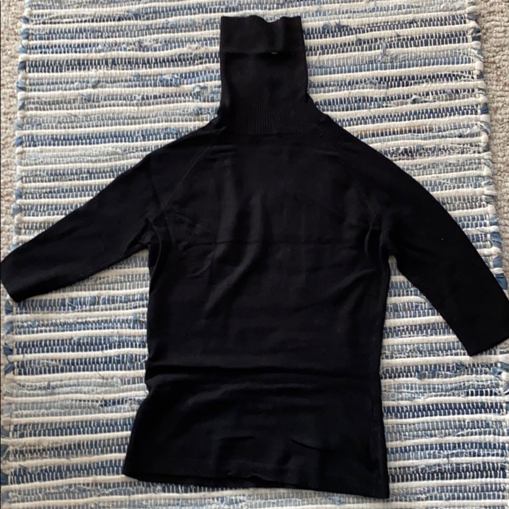 Turtleneck thin sweater